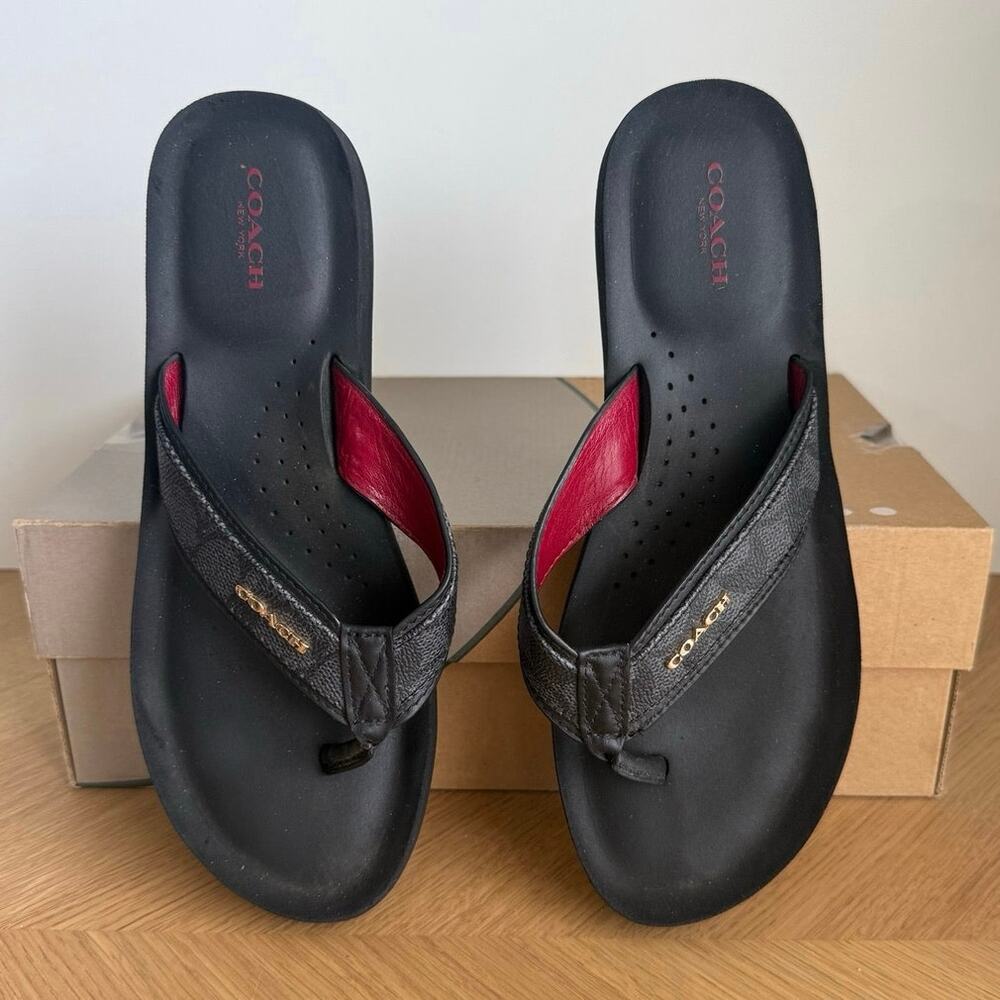 Coach Signature Women Slip On Flip Flops Sandals - SZ 9.5